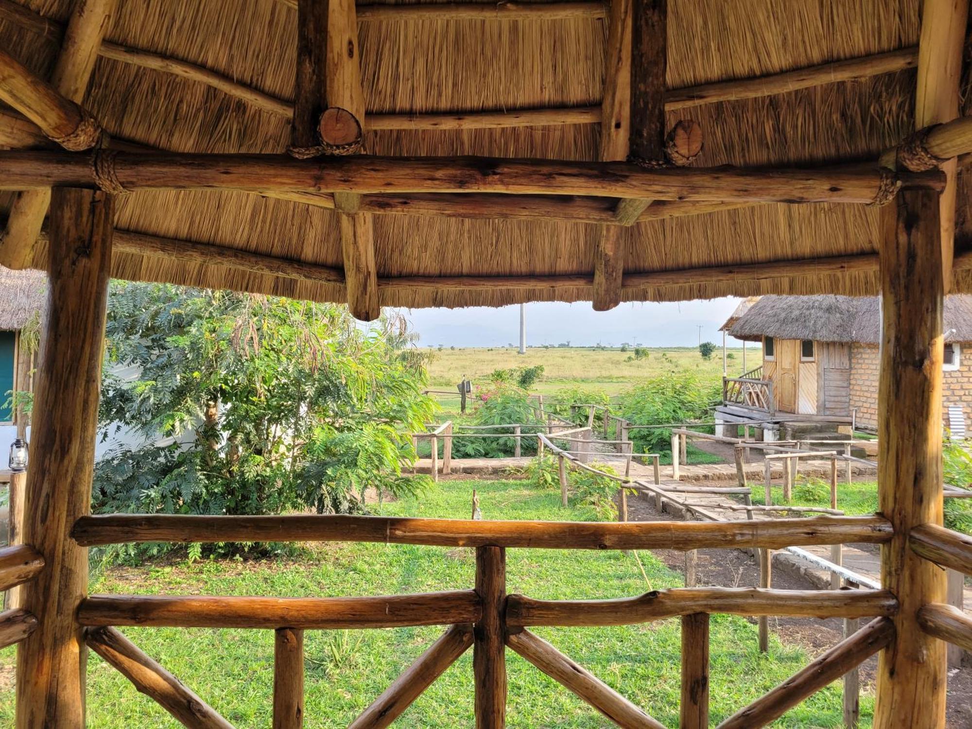 Songbird Safari Lodge & Campsite Katunguru Kültér fotó