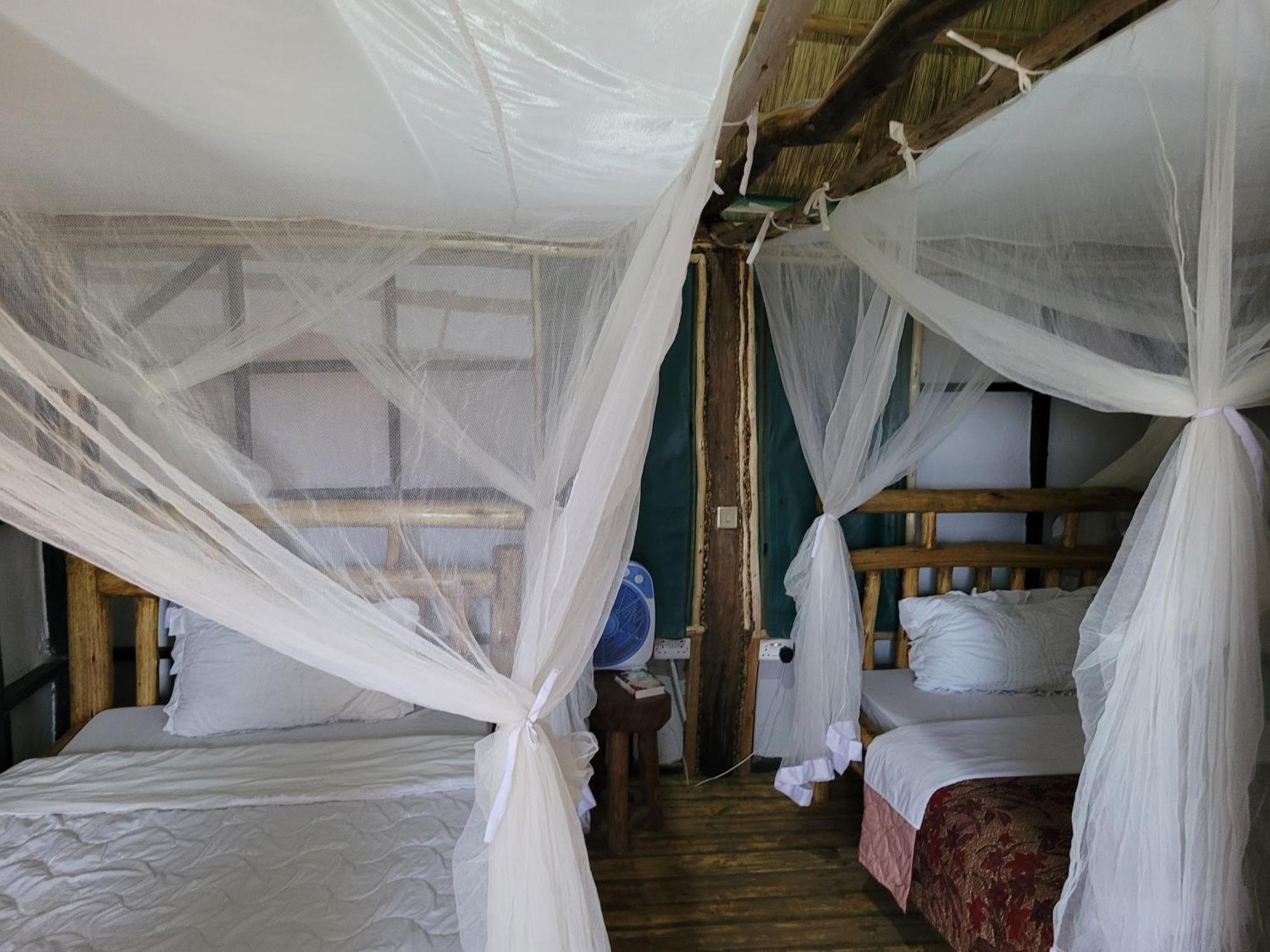 Songbird Safari Lodge & Campsite Katunguru Kültér fotó