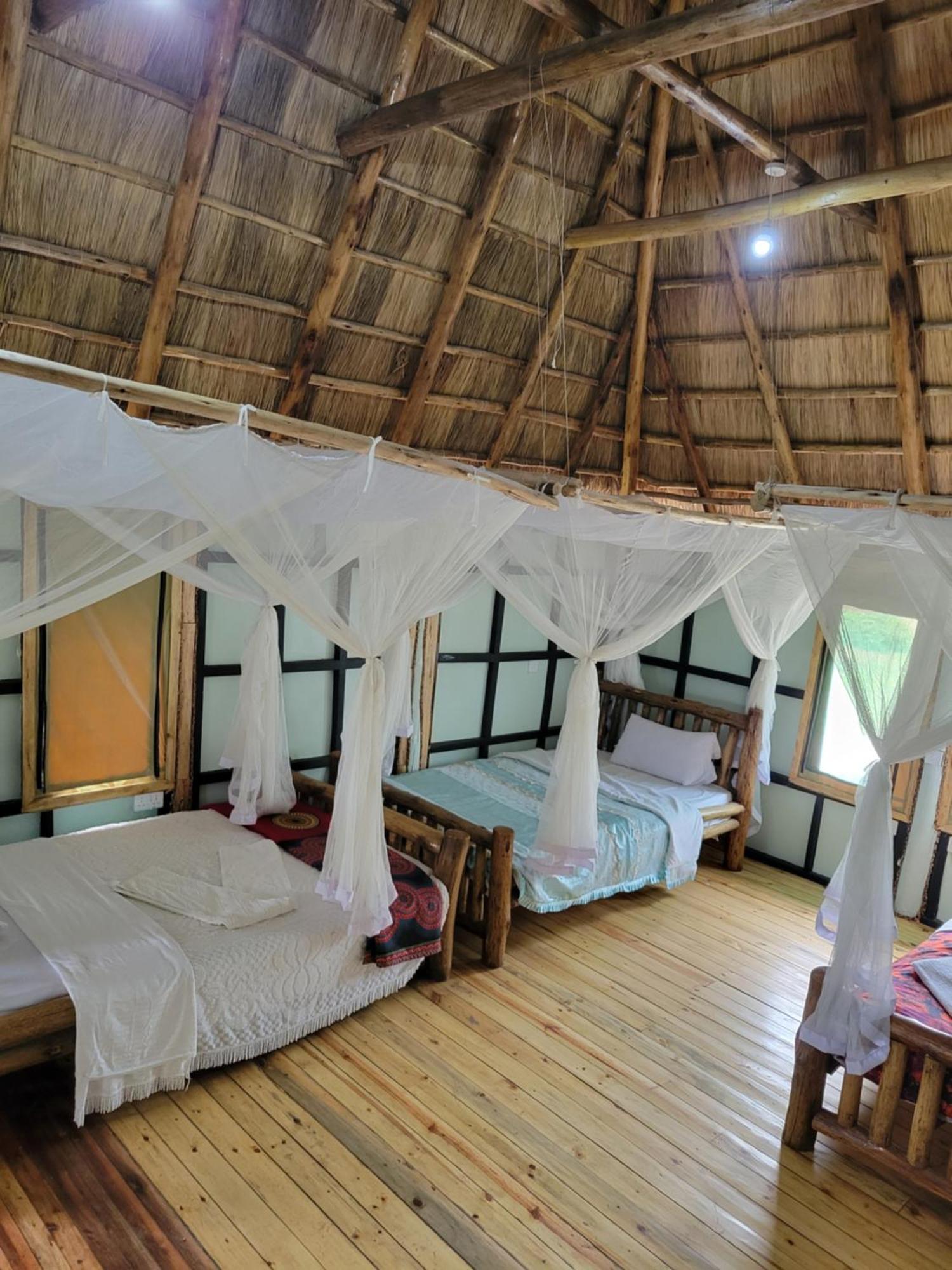 Songbird Safari Lodge & Campsite Katunguru Kültér fotó